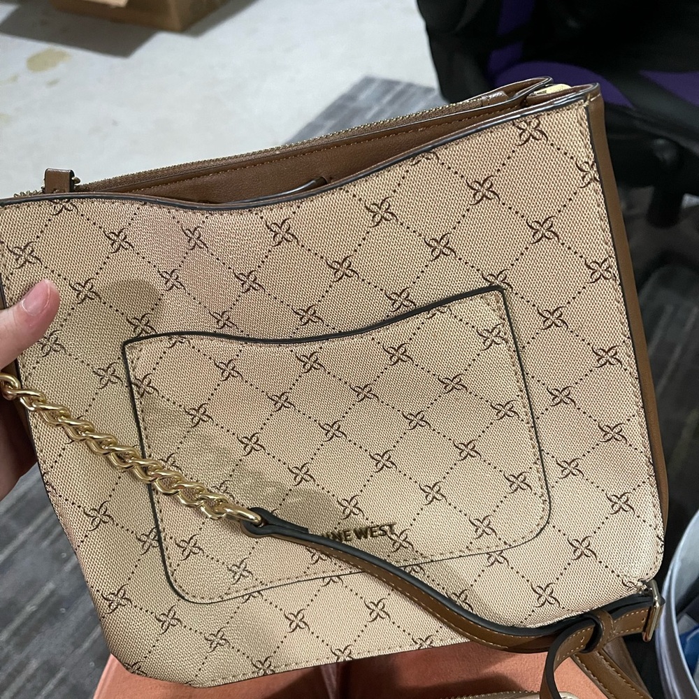 nine west beige crossbody & wallet